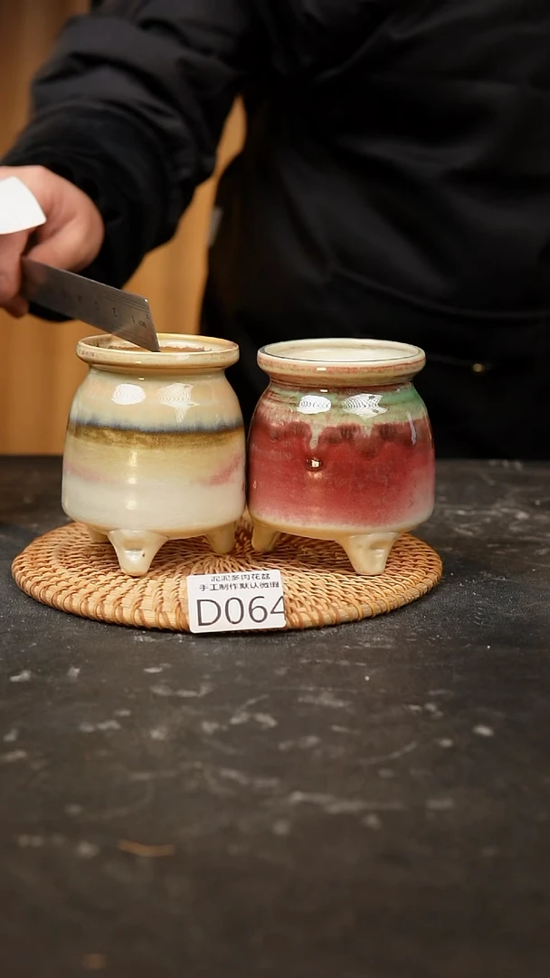 【闪购商品】瓷片064泥泥手工花盆口6高10