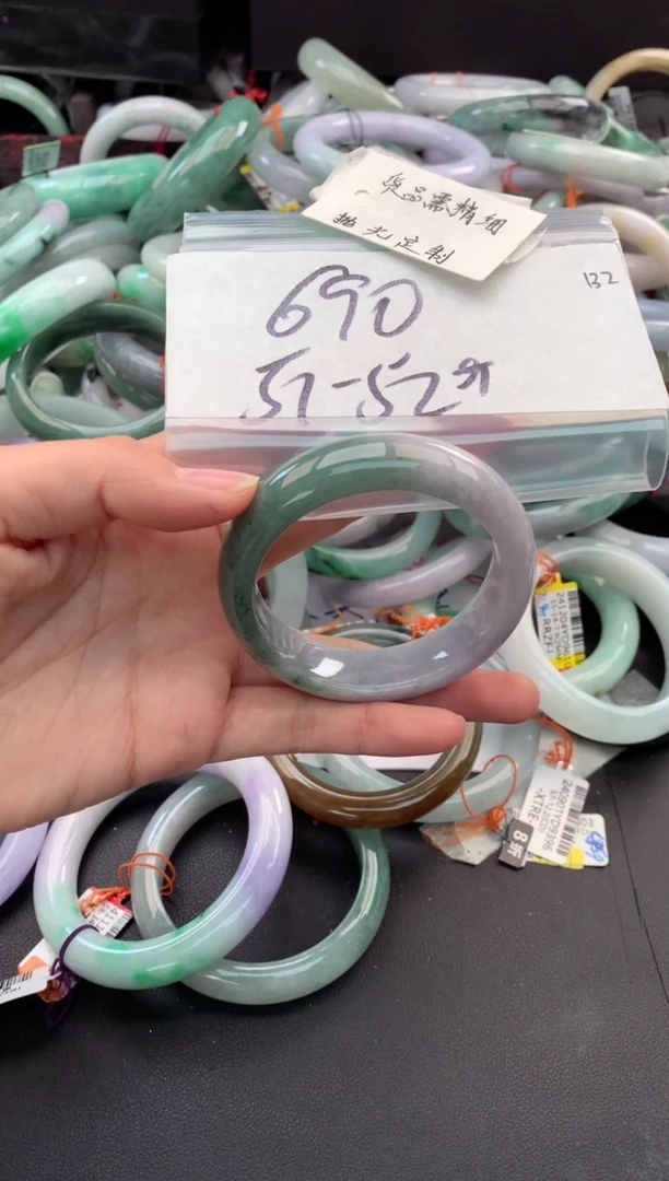 【闪购商品】定制翡翠未镶嵌毛货需精细抛光+多人