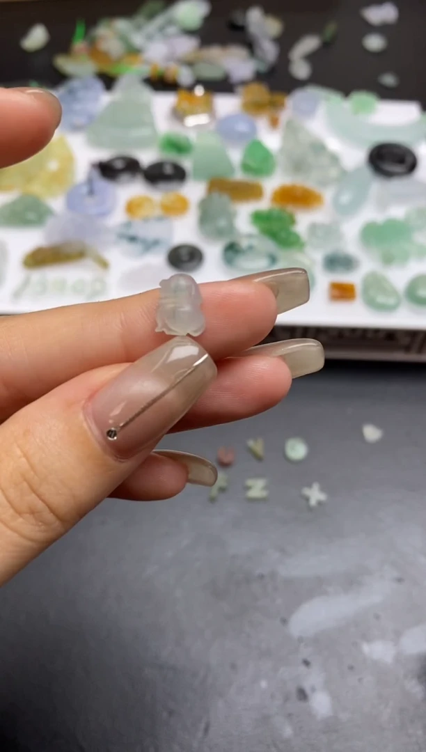 【闪购商品】定制翡翠未镶嵌翡翠毛货~