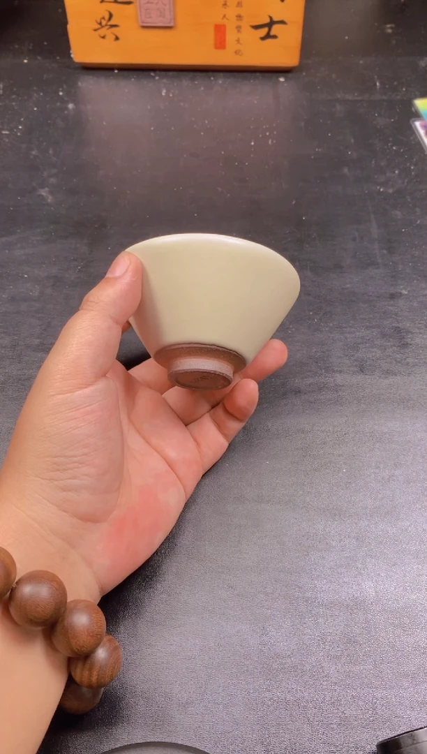 茶盏白贝斗笠 精美主人杯