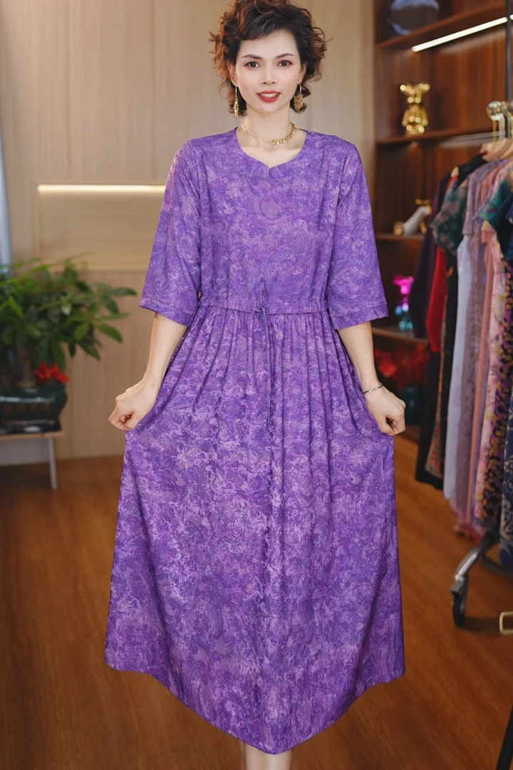 A-25538时尚有抽绳连衣裙立领腰果花