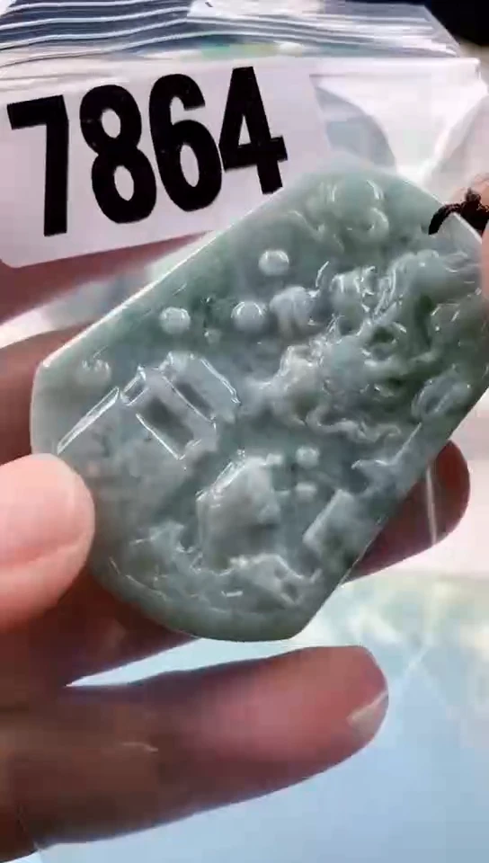 【闪购商品】翡翠挂件未镶嵌天然翡翠吊坠挂件