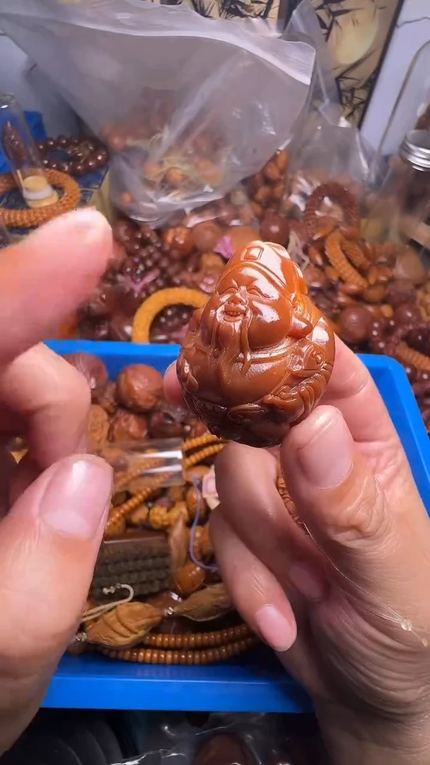 手串橄榄核财神一对