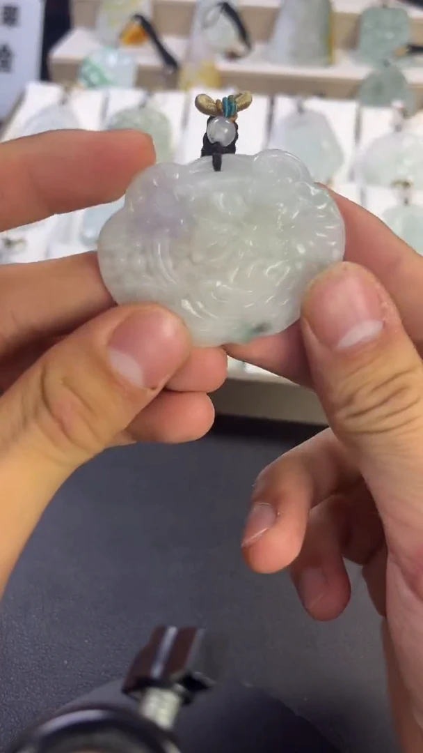 颈饰未镶嵌翡翠/8/27     589