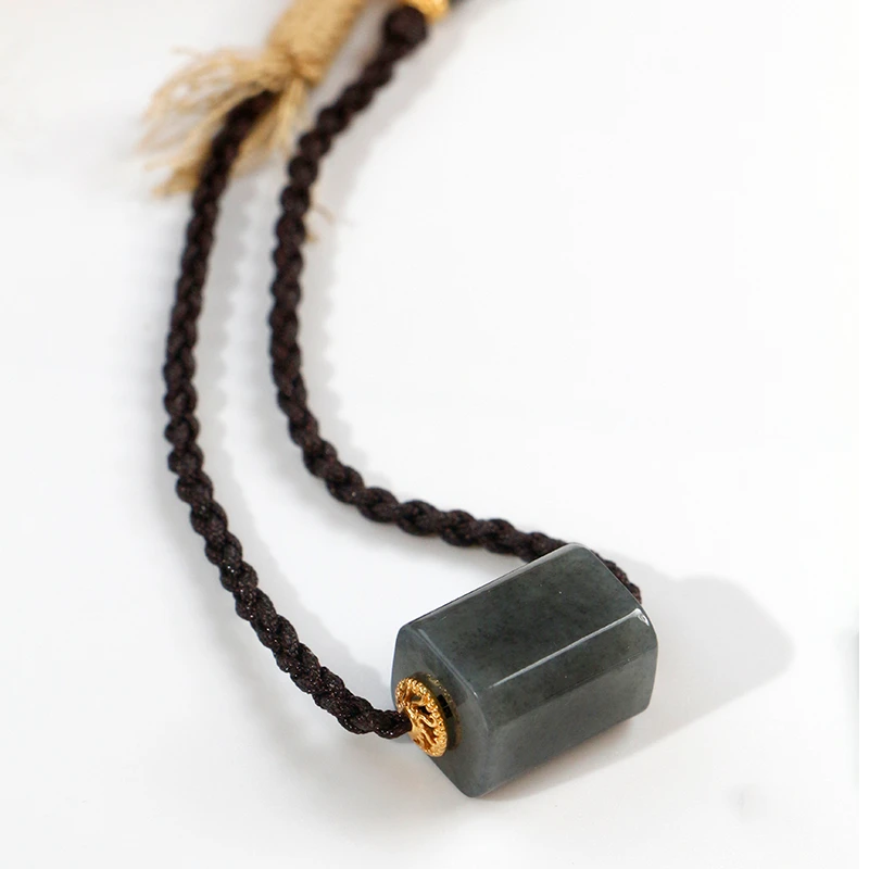 天然和田玉青花路路通项链手编绳