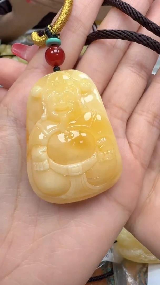 裸石琥珀未镶嵌如图