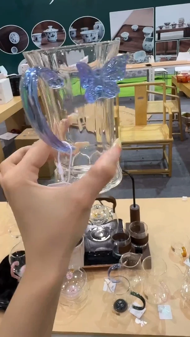@@福容蝴蝶杯浅紫色