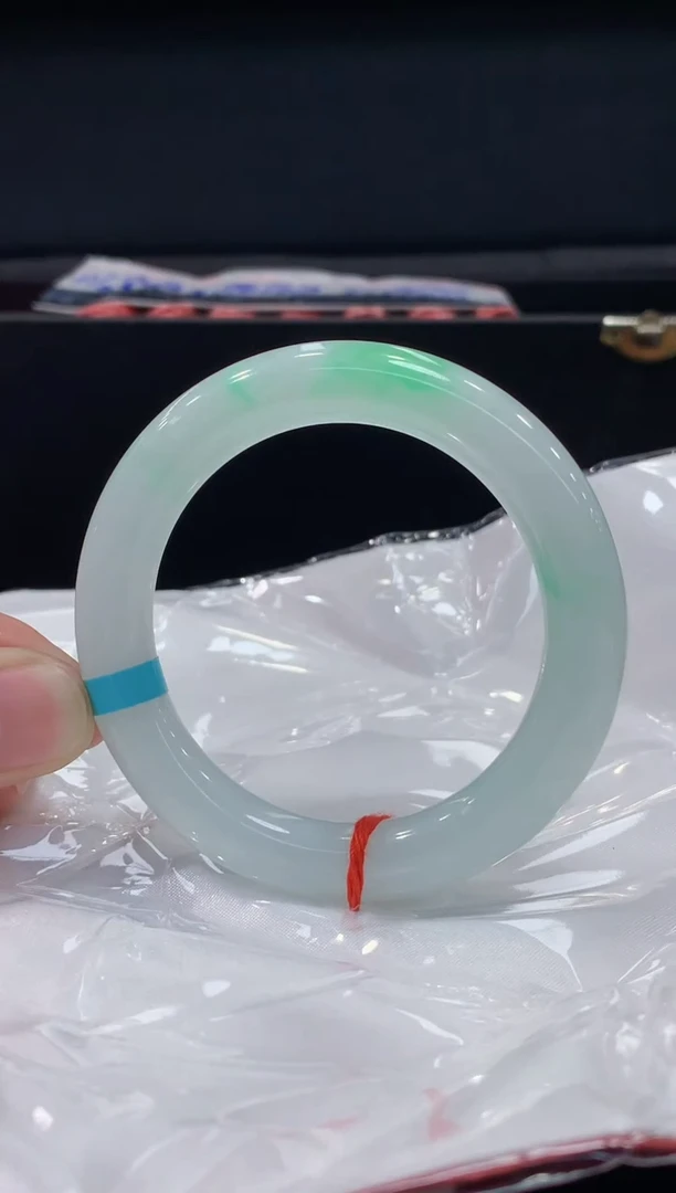 未镶嵌手镯翡翠翡翠手镯