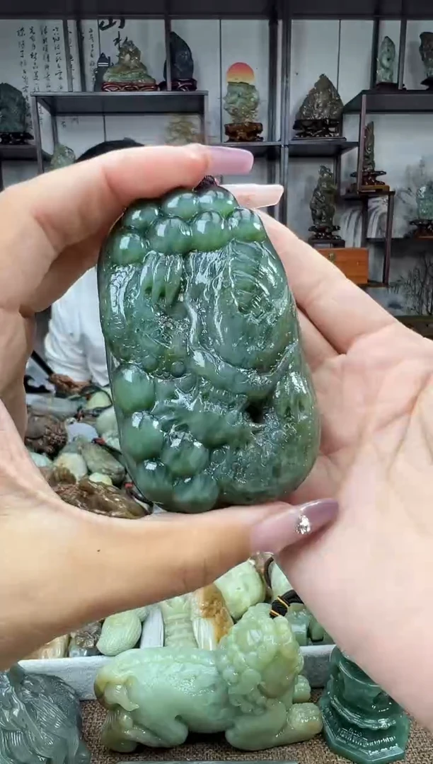 未镶嵌和田玉把件1