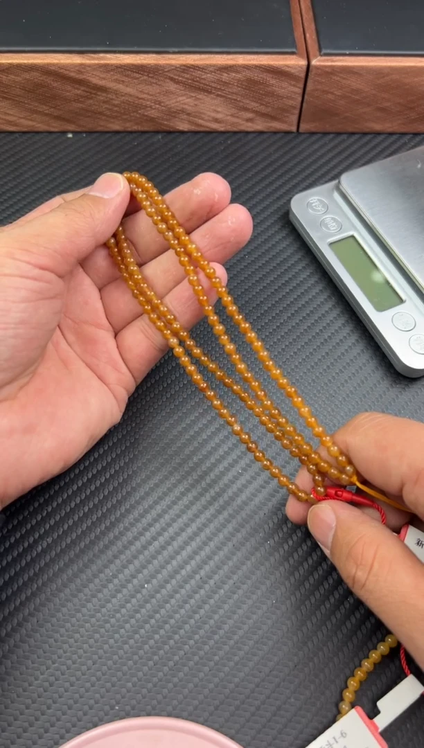 【闪购商品】和田玉项链未镶嵌且末金山微色差卡4长串