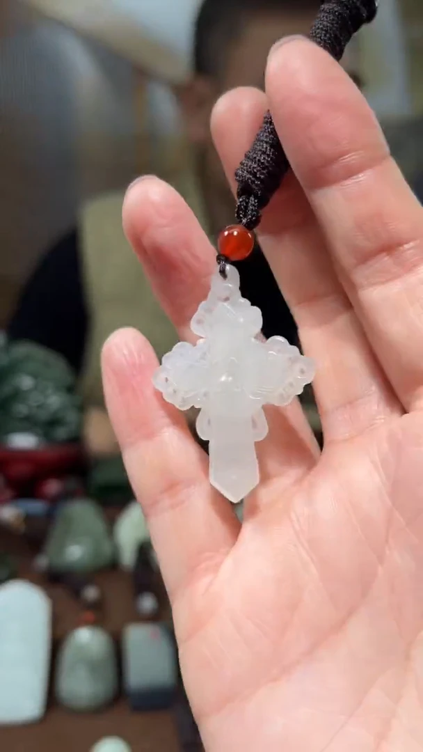 颈饰未镶嵌和田玉·