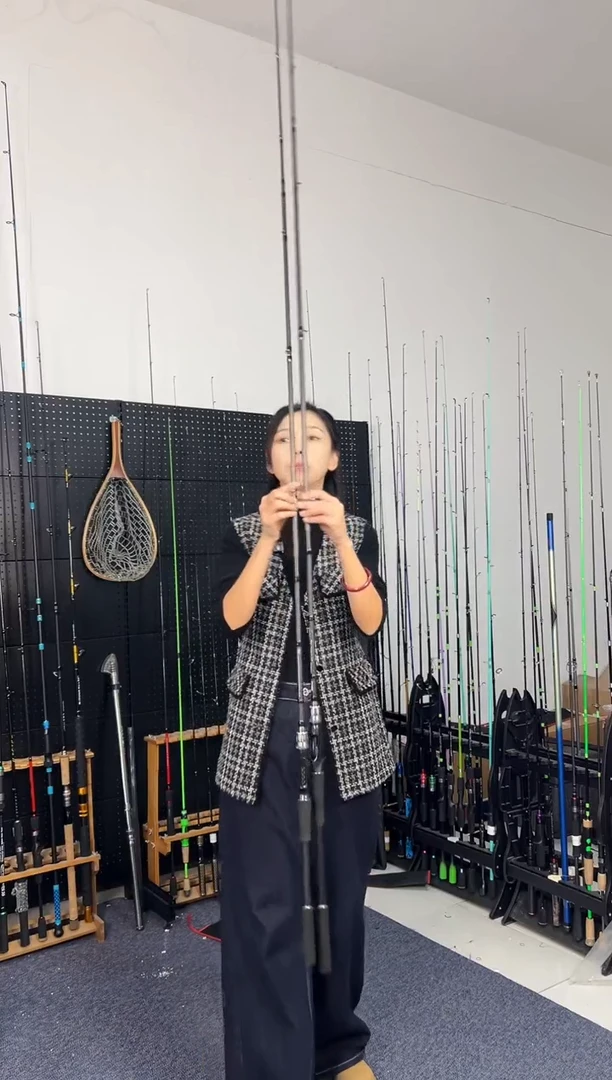 2.4m碳素全黑三节2.58米枪柄（瑕疵尾货竿，没有售后，介意勿拍）