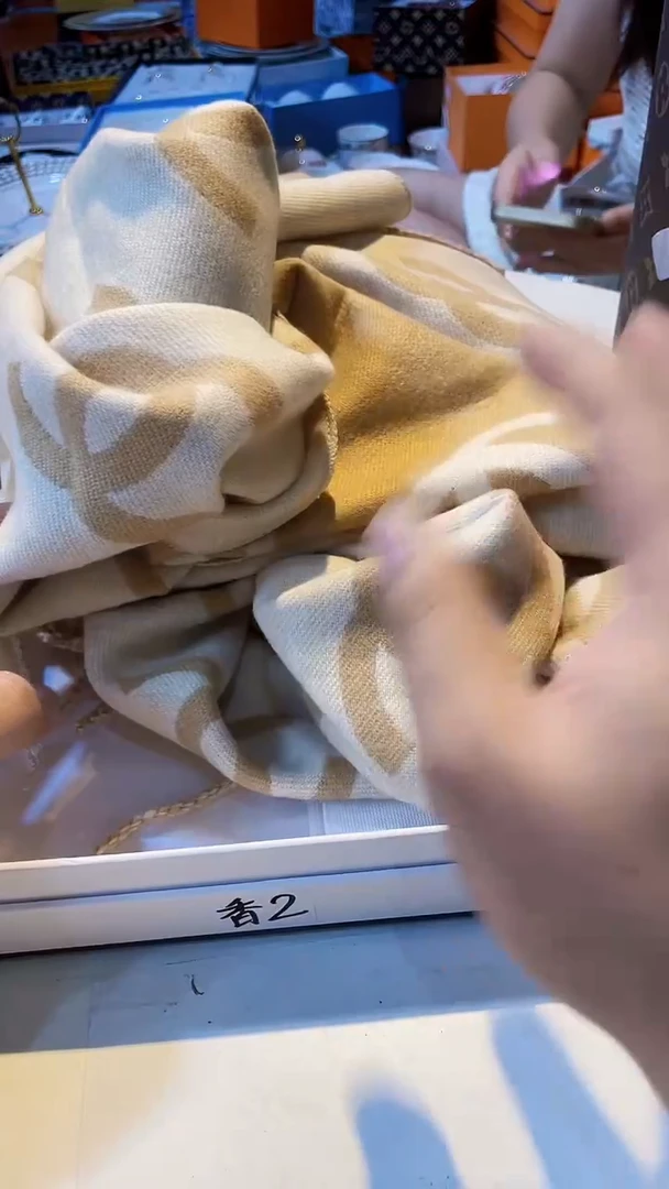 杯鸿辉家品牌瓷器，京东包邮！