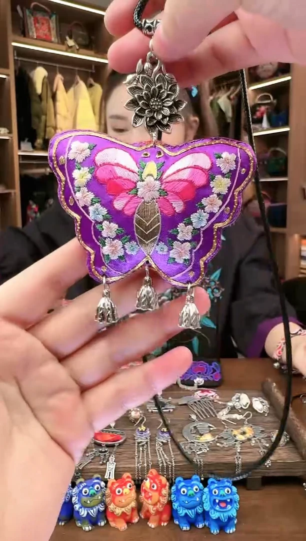 【闪购商品】织绣48黔东南苗族刺绣