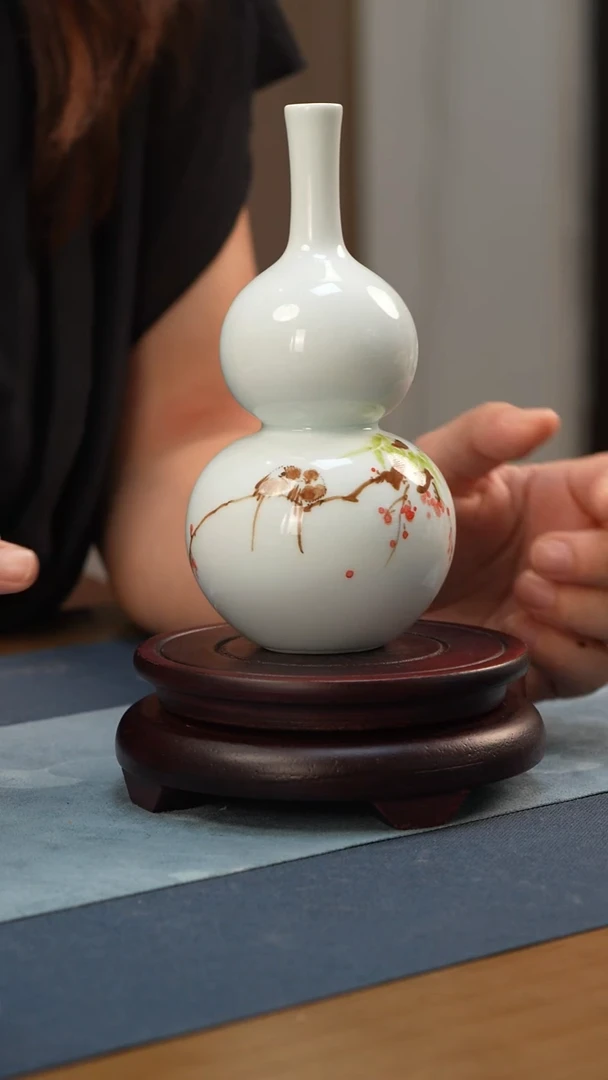 瓶陶瓷手绘釉下五彩花瓶