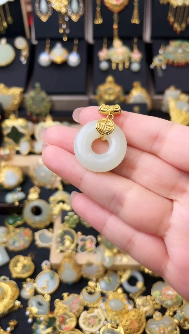 颈饰银S925镀金镶嵌和田玉双福平安扣吊坠