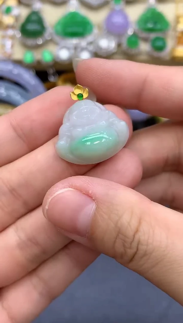 颈饰18K金镶嵌翡翠24-中国好珍宝