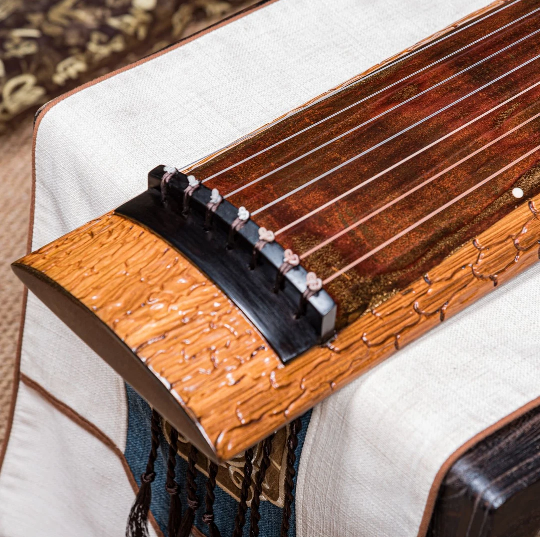 古琴 枯木龙吟式 老衫木纯生漆 手工雕刻枯木纹理 生漆缎纹漆面