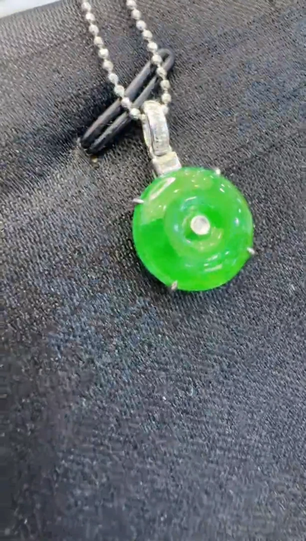 【闪购商品】翡翠吊坠(不含链)18K金镶嵌多样性团购发一件