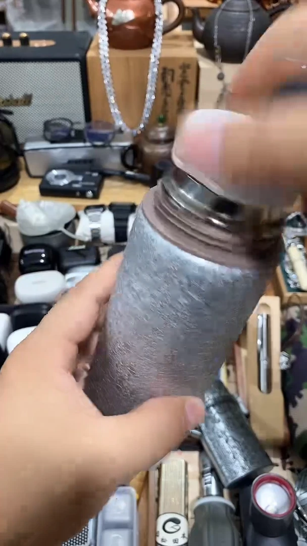 瓷片闪购商品   如图所示