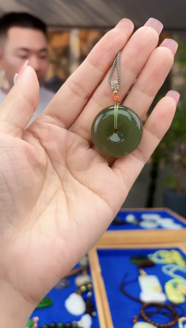 和田玉未镶嵌挂件拍一发一多样性发货