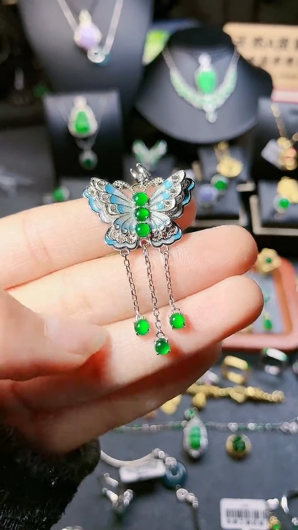 【闪购商品】翡翠吊坠(赠链)银S925镶嵌吊坠