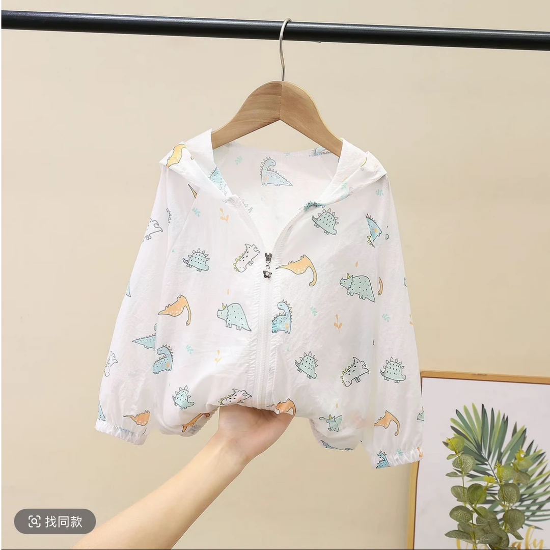 儿童防嗮衣很薄很轻巧