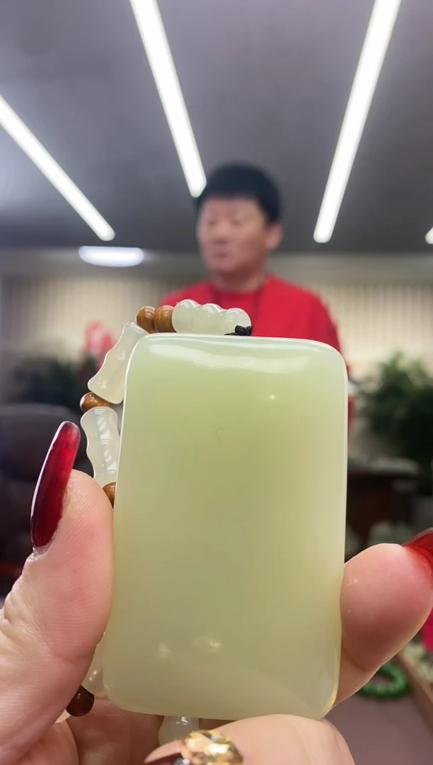 【闪购商品】岫岩老玉（透闪石质玉）无事牌未镶嵌多样式发货随机发一