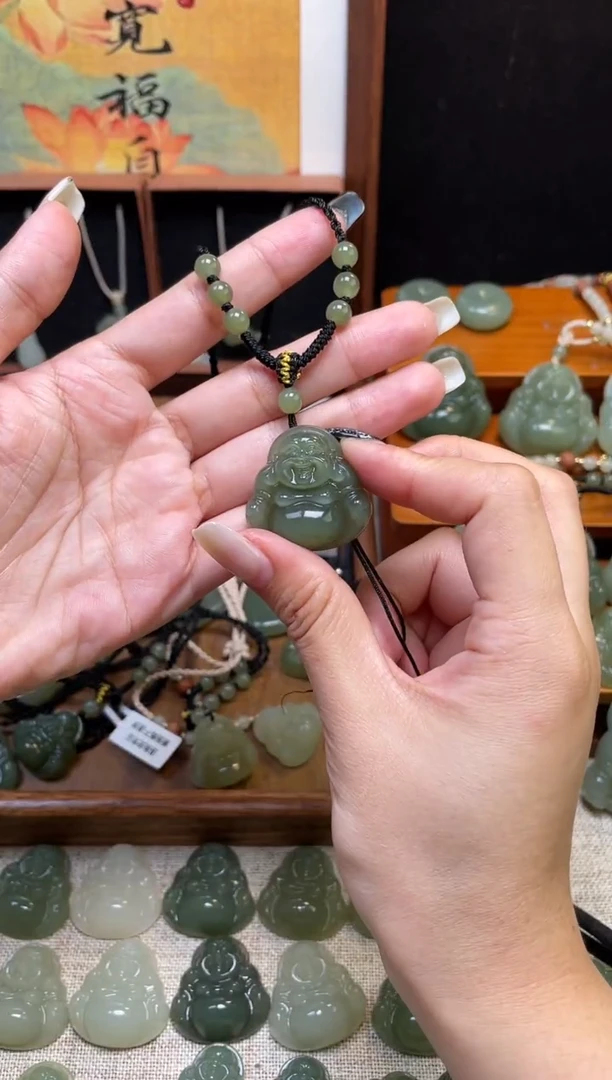 颈饰未镶嵌和田玉30