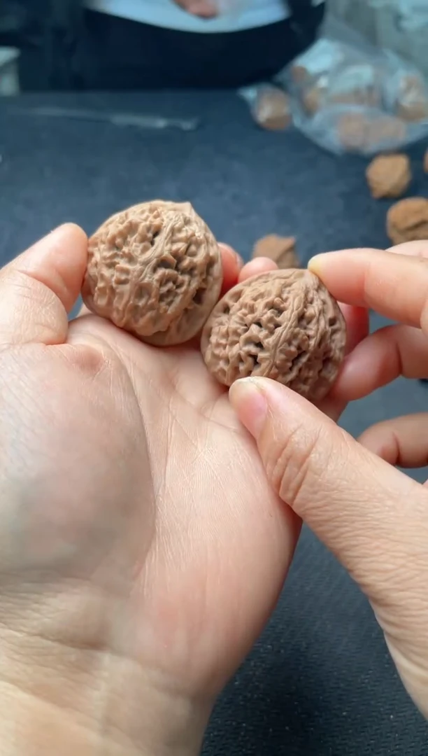 把件文玩核桃w74  凤凰台 39尺