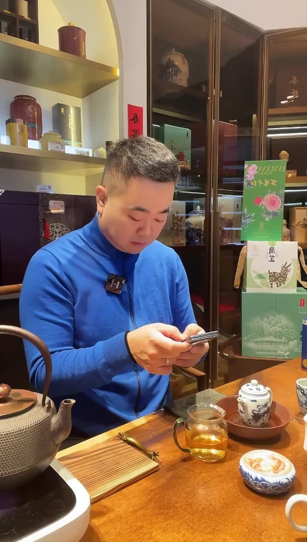 昱*绿雪芽盲盒牡丹