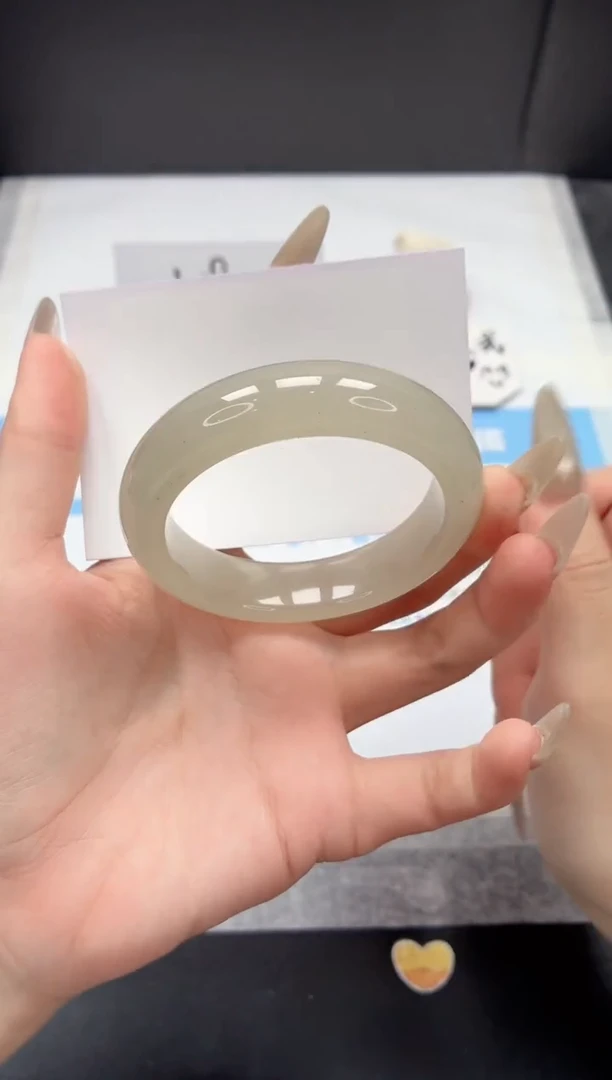 石英质玉手镯未镶嵌86/东陵玉54