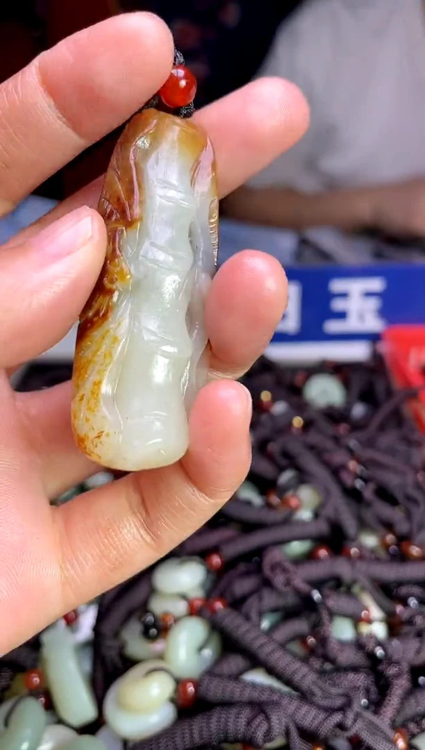 未镶嵌和田玉挂件1