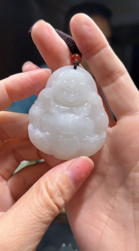 和田玉未镶嵌颈饰·