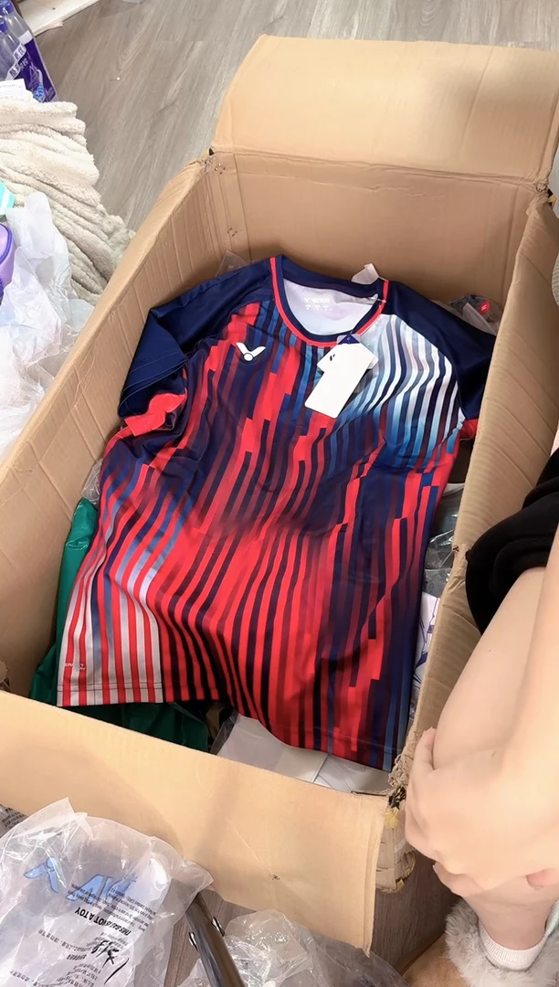 威克多正品微瑕     33红色