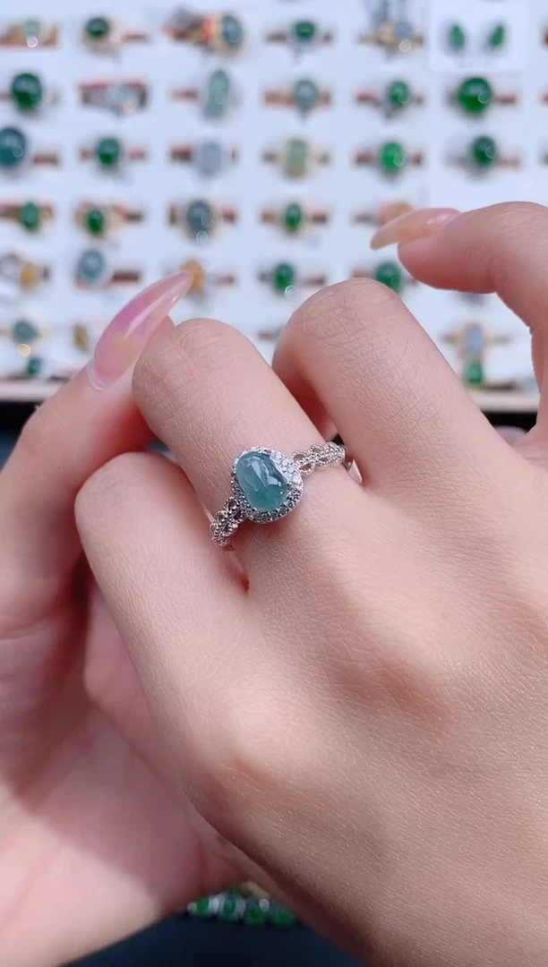 翡翠戒指银S925镶嵌天然翡翠