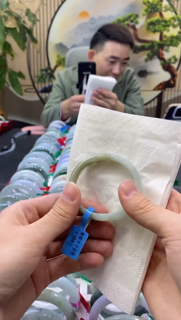 未镶嵌手镯翡翠1438