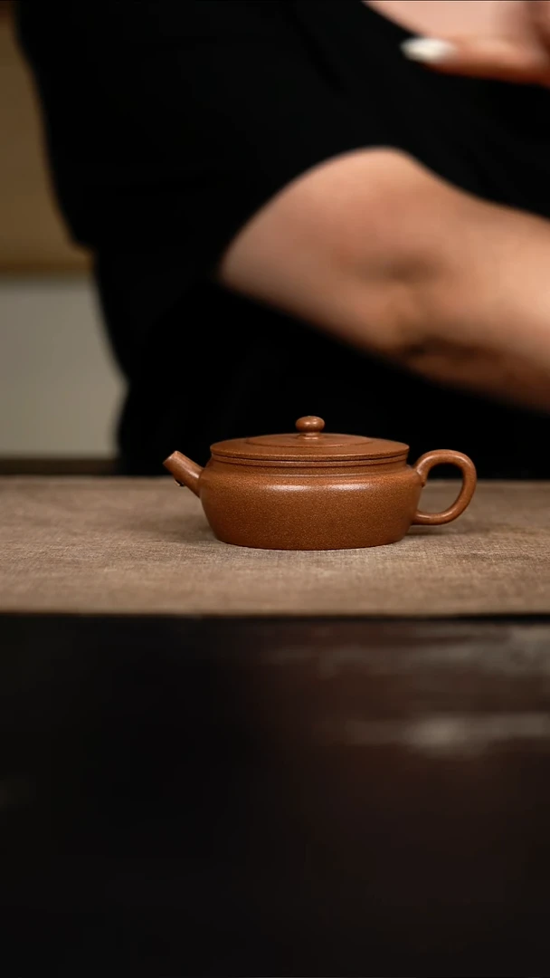 茶壶紫砂紫砂壶 老段泥 扁灯