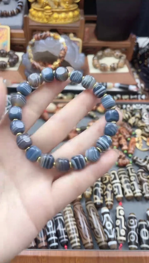 未镶嵌珠珠玛瑙/玉髓蓝沁药师手串