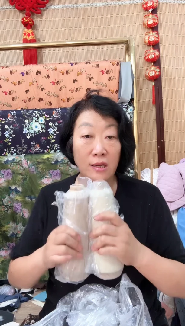 弹力线大轴驼色+浅米色各一轴