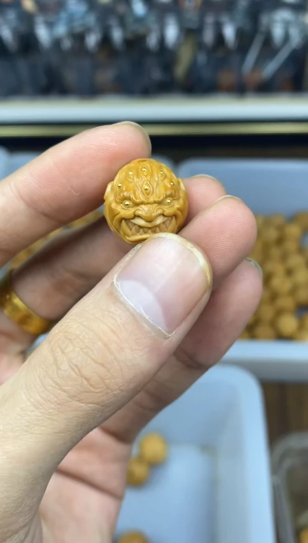 猴头核桃吊坠獠牙 恶僧 满镶嵌