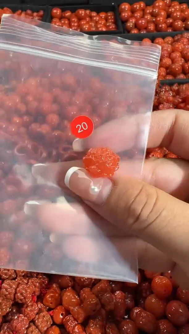 颈饰未镶嵌南红玛瑙1