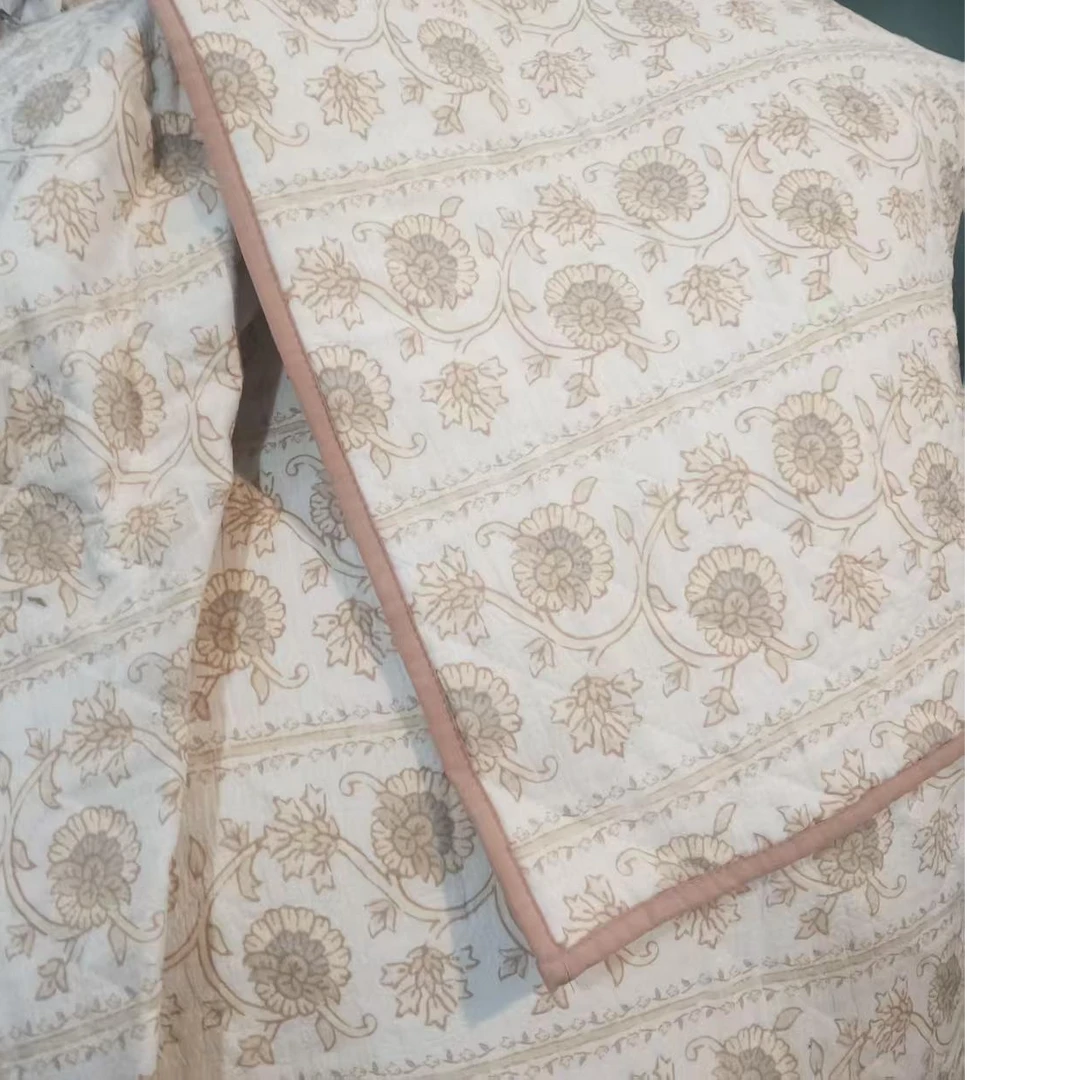 白底橘色素雅藤曼花花款加厚枕套 约50*66 发1对