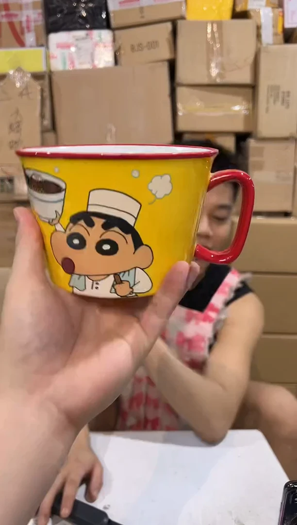 瓷片黄色厨师小新泡面碗微瑕