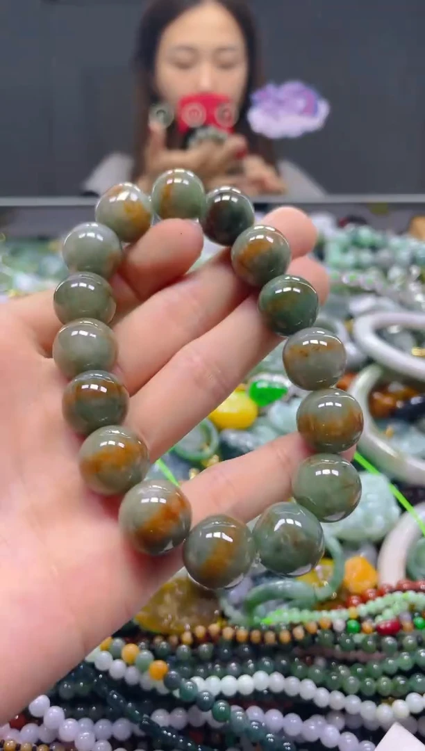 颈饰未镶嵌翡翠13MM/G/翡翠A货，一件也是批发价