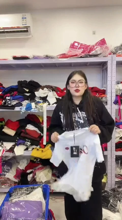 闪电购精品女装福利  102 m