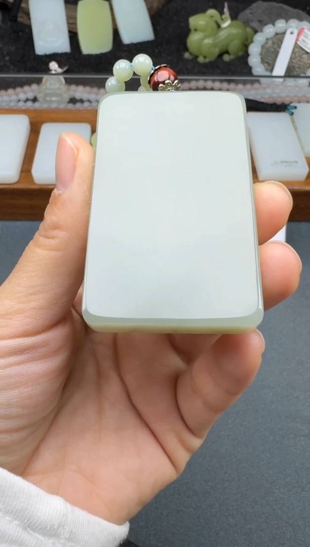 颈饰未镶嵌和田玉2