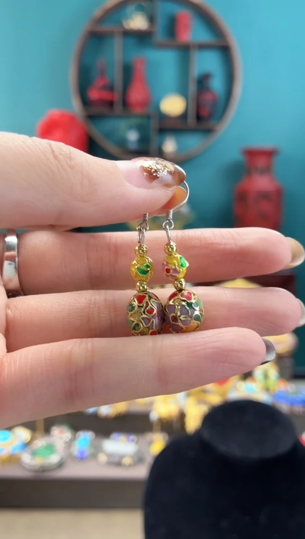 非遗手工景泰蓝金地枣珠耳环红色