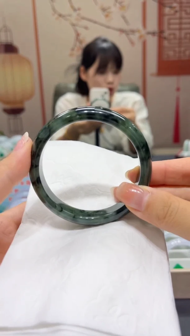 翡翠手镯未镶嵌00006042
