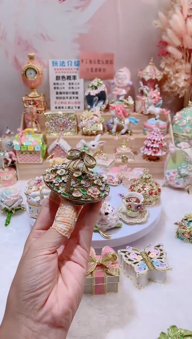 合金珐琅彩首饰盒摆件